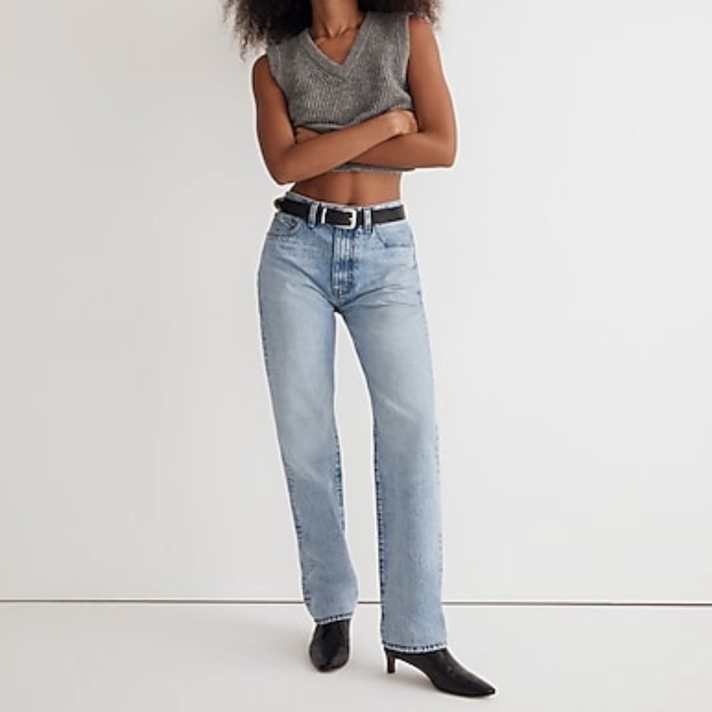 Madewell 90s Straight Jeans in Mercer Wash